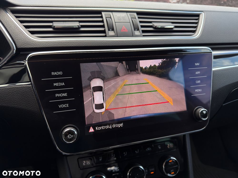 Skoda Superb 2.0 TDI L&K DSG - 14