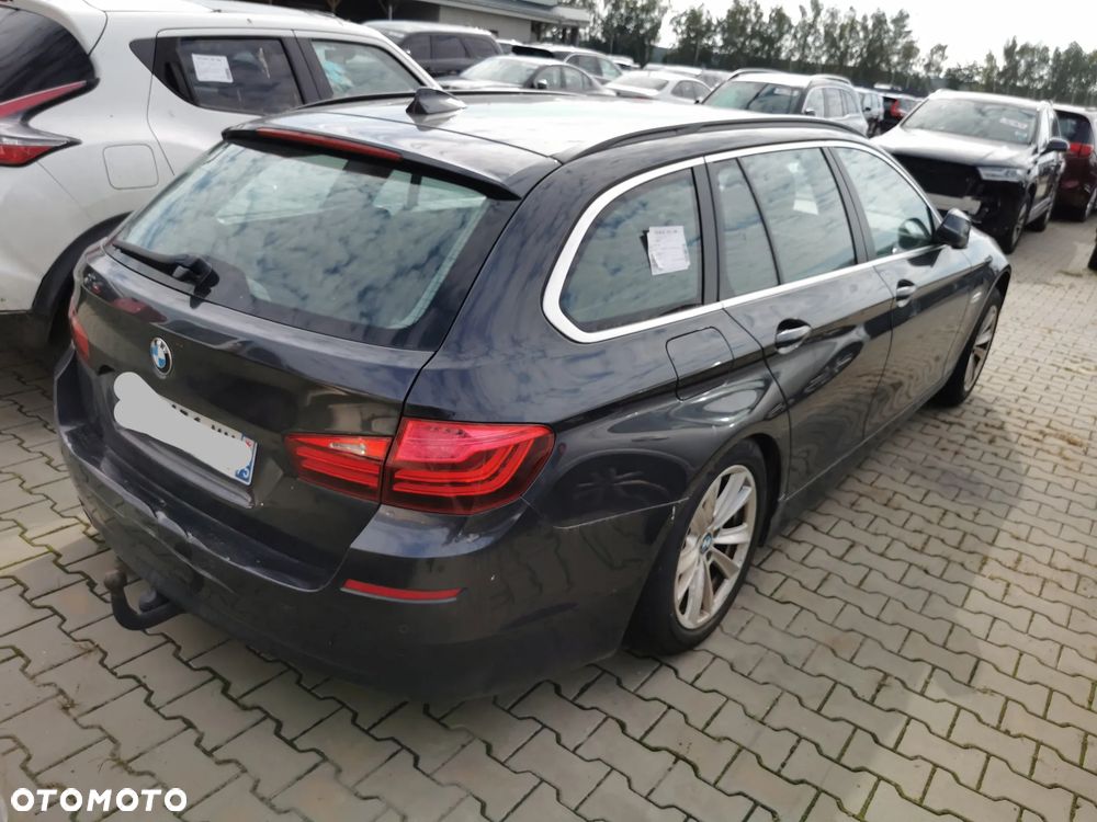 BMW Seria 5 2015 photo 2