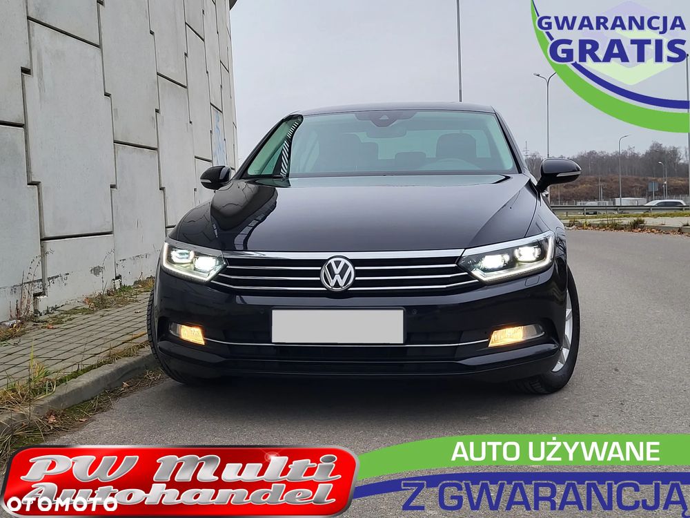 Volkswagen Passat - 1