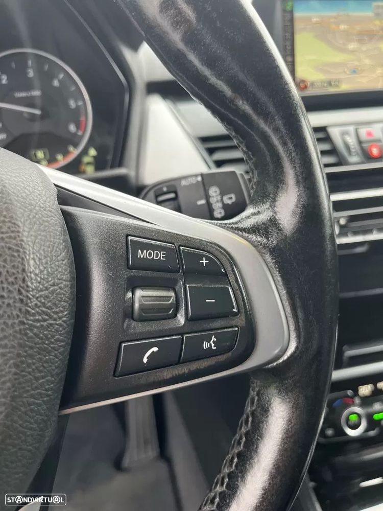 BMW 218 Active Tourer d Line Sport - 42