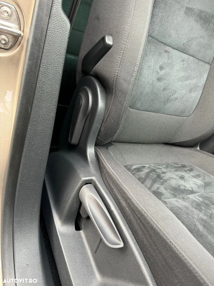 Volkswagen Tiguan 2.0 TDI DPF 4Motion Sport & Style - 26