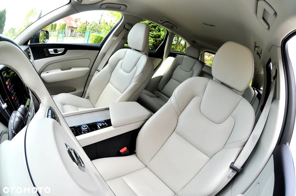 Volvo XC 60 B4 D Geartronic Inscription - 25