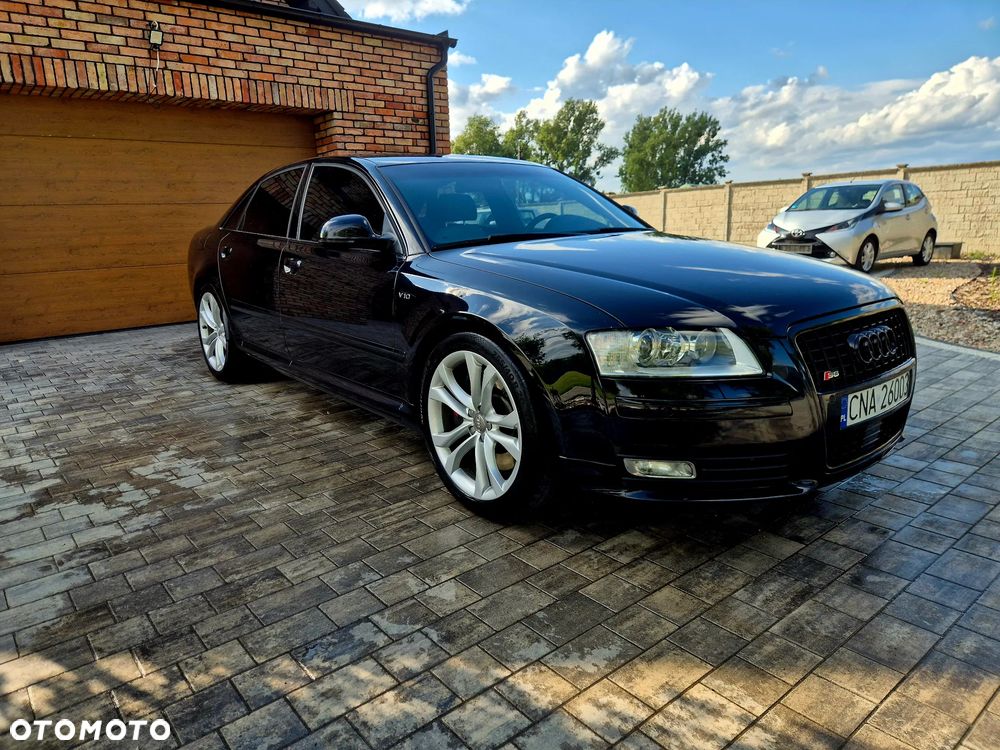 Audi S8 5.2 FSI Quattro - 2
