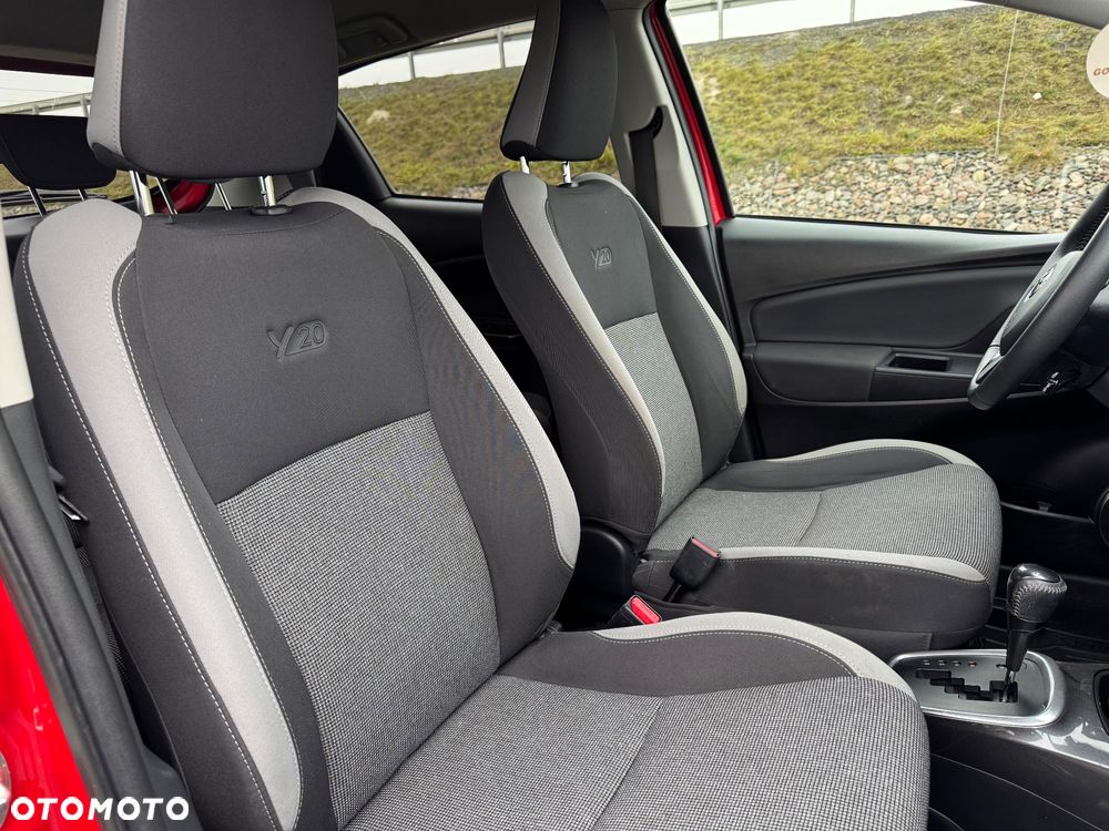 Toyota Yaris 1.5 VVT-i Y20 Club - 6