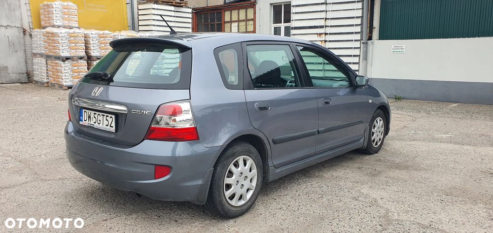 Honda Civic 1.4i S - 18