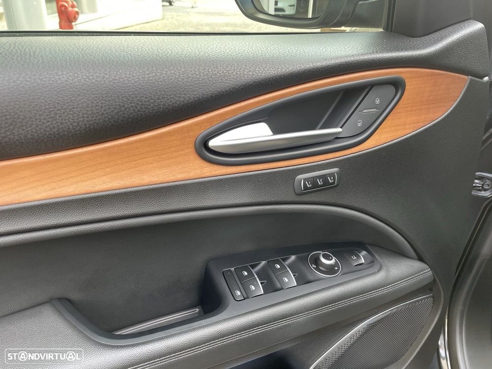 Alfa Romeo Stelvio 2.0 Turbo 16V AT8-Q4 First Edition - 21