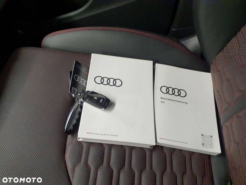 Audi RS Q8 TFSI Quattro Tiptronic - 14