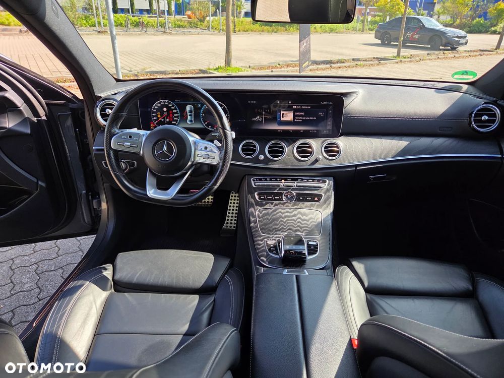 Mercedes-Benz Klasa E 400 d 4-Matic 9G-TRONIC - 12