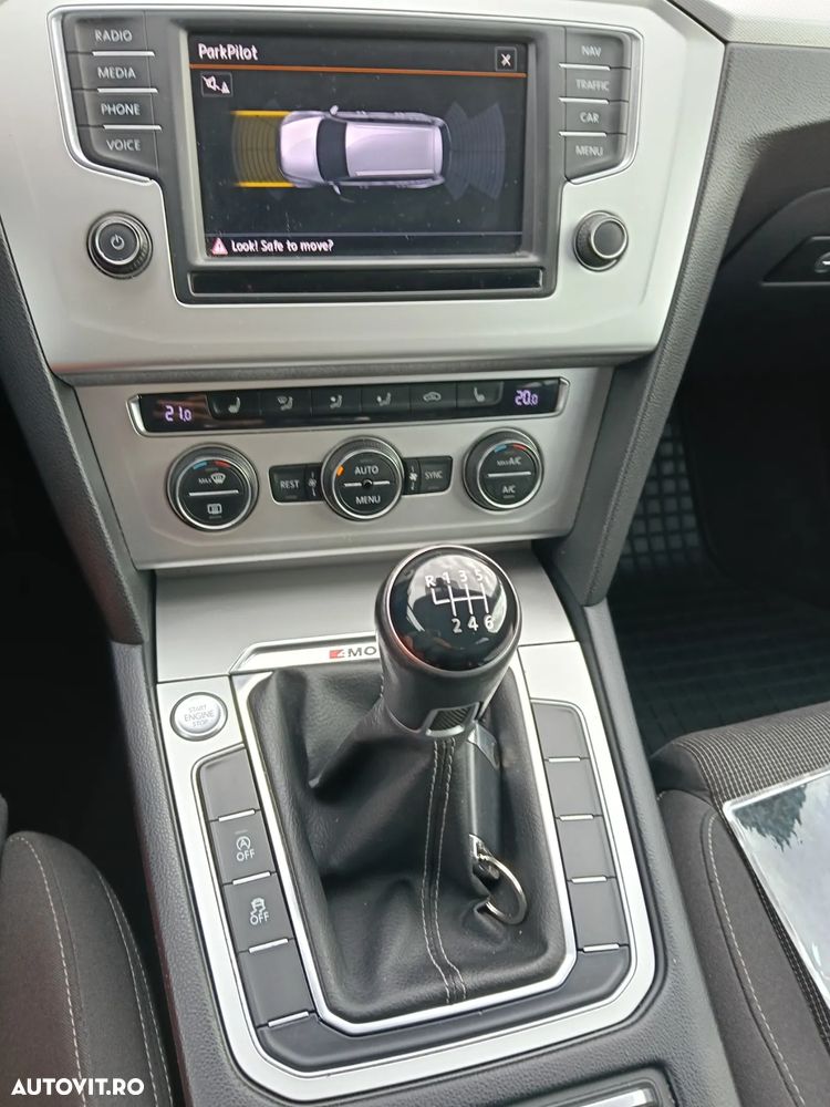 Volkswagen Passat - 6