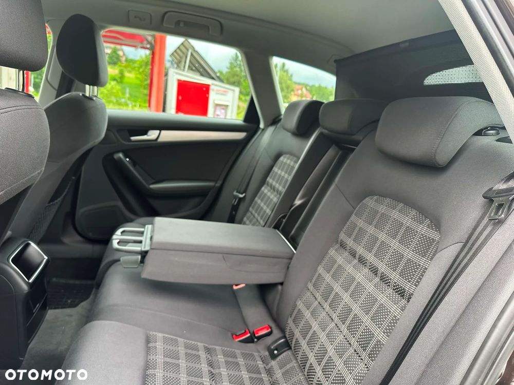 Audi A4 Avant 2.0 TDI DPF quattro Attraction - 14