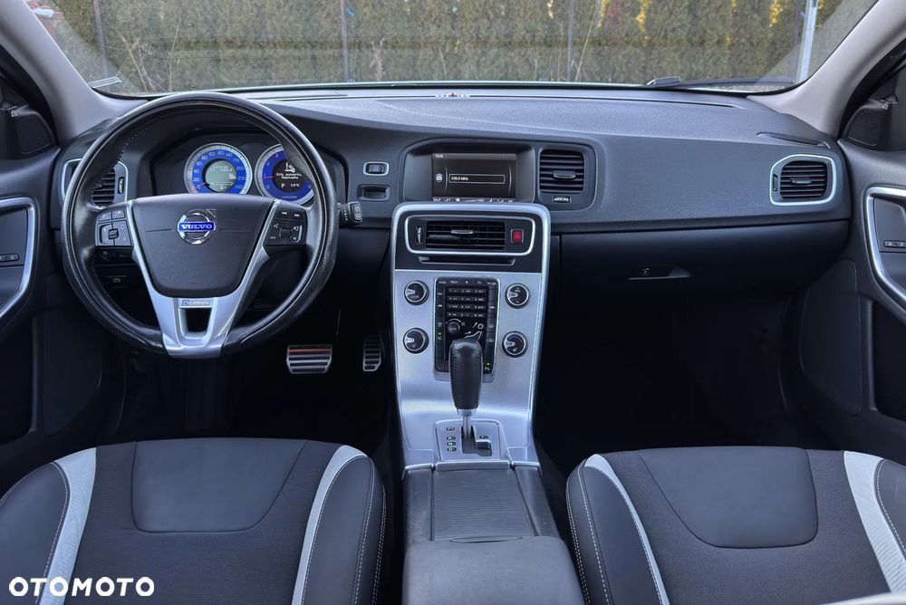 Volvo V60 T5 Geartronic Powershift RDesign - 26