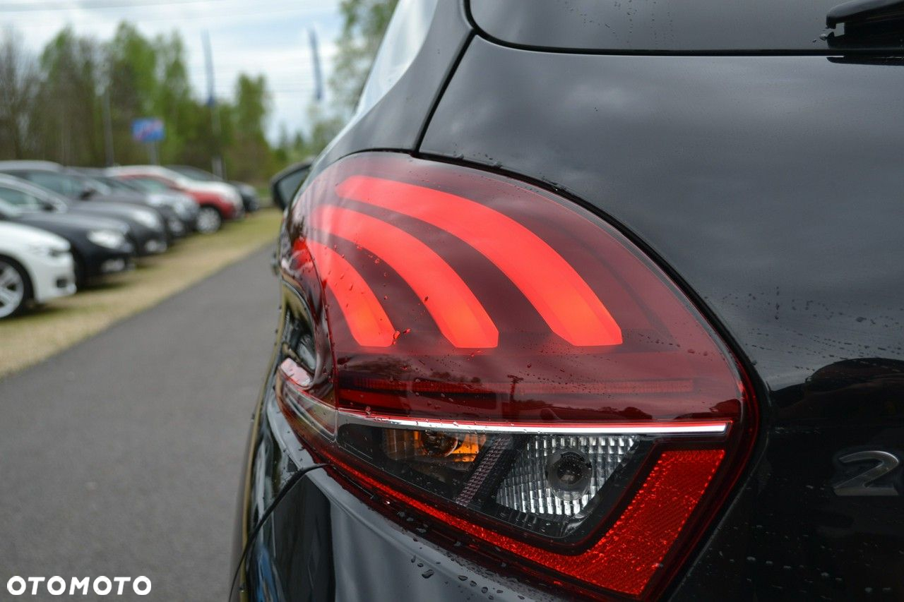 Peugeot 208 1.2 PureTech Allure - 6