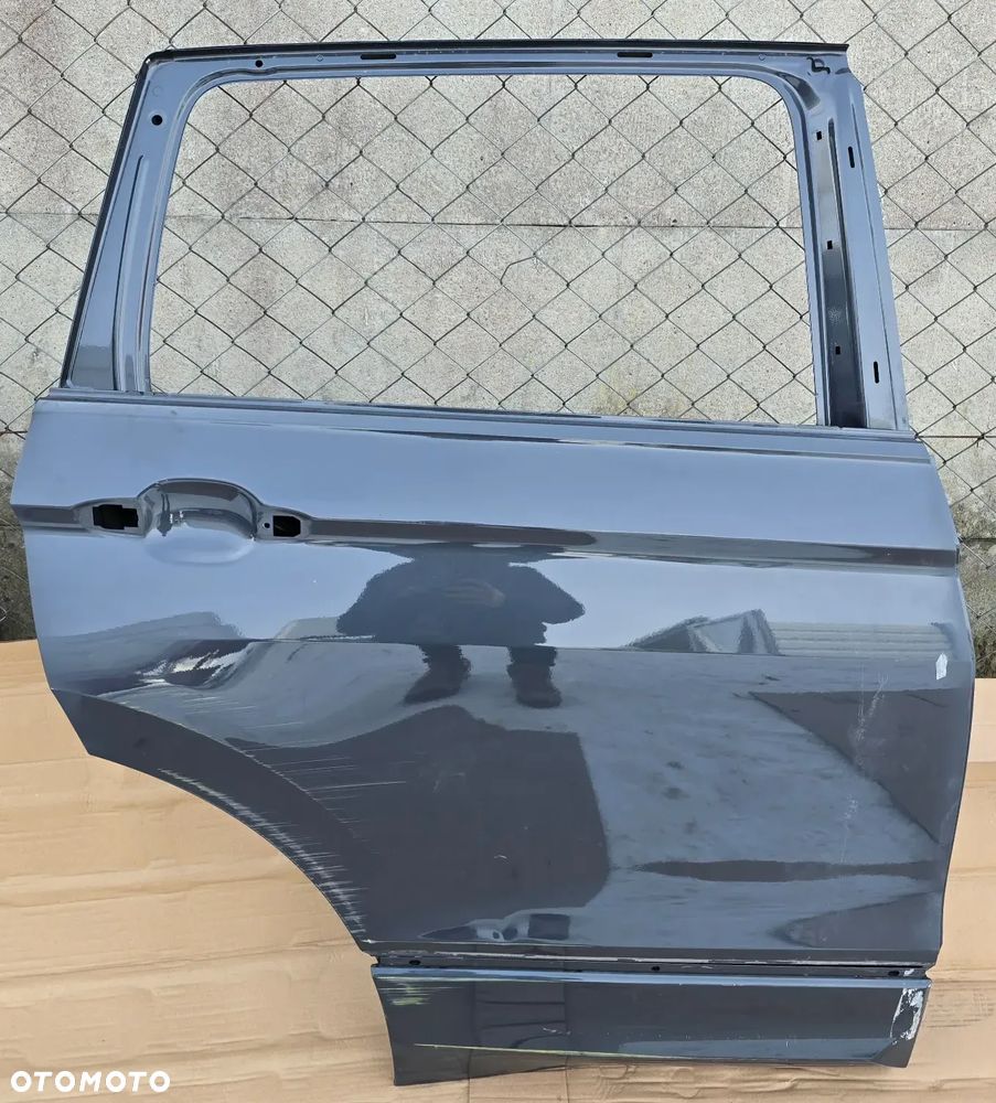 VW TIGUAN II 16- DRZWI PRAWY TYŁ PRAWE TYLNE 5NA833312K - 1