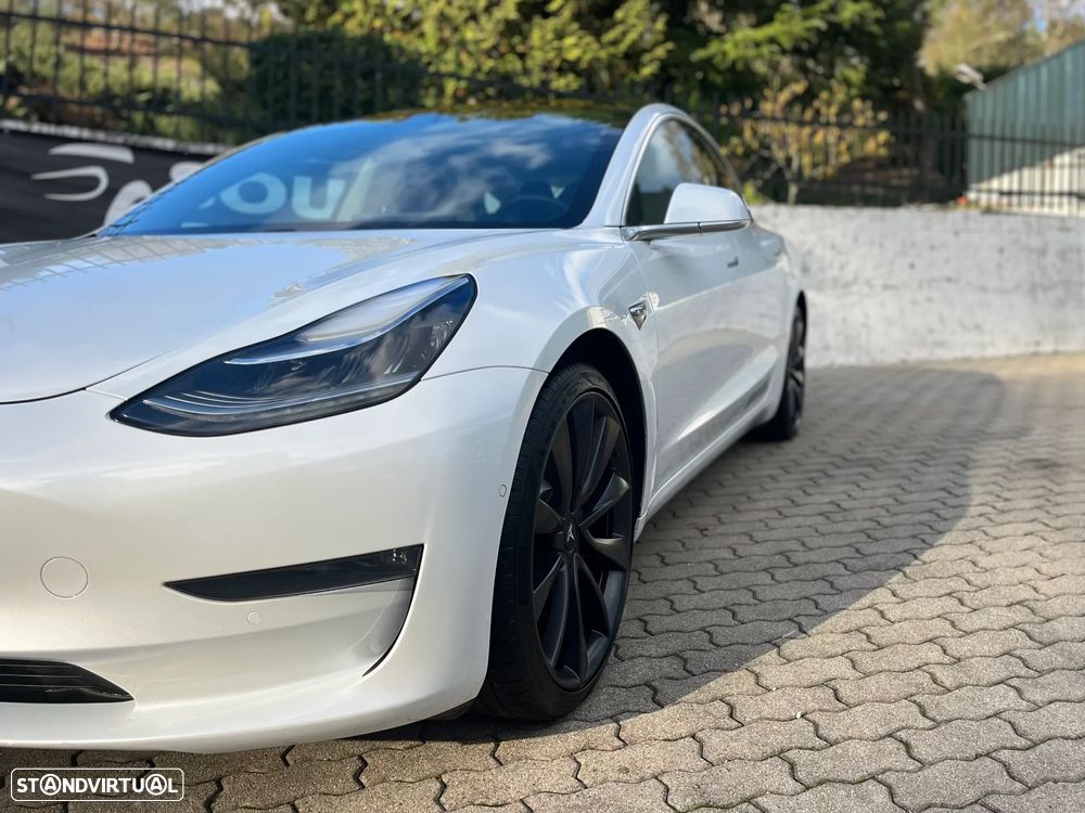 Tesla Model 3 Performance Dual Motor AWD - 4