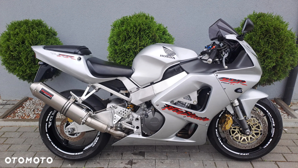 Honda CBR