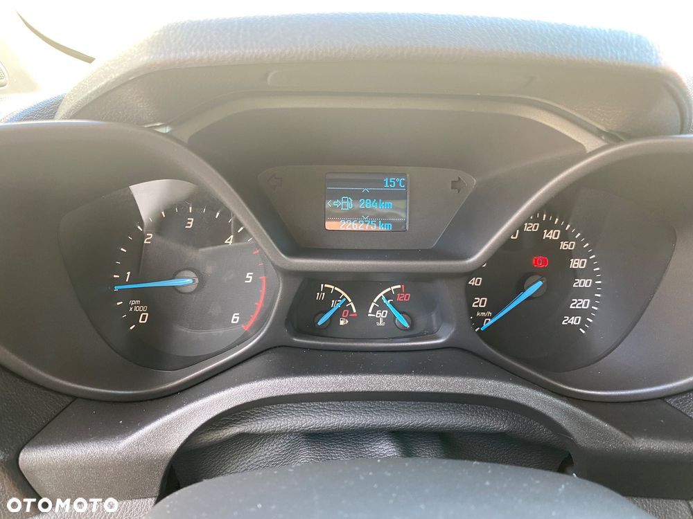 Ford Tourneo Connect 1.5 TDCi Ambiente - 11