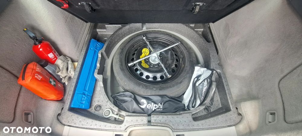 Volvo V50 2.0D DPF Momentum - 15