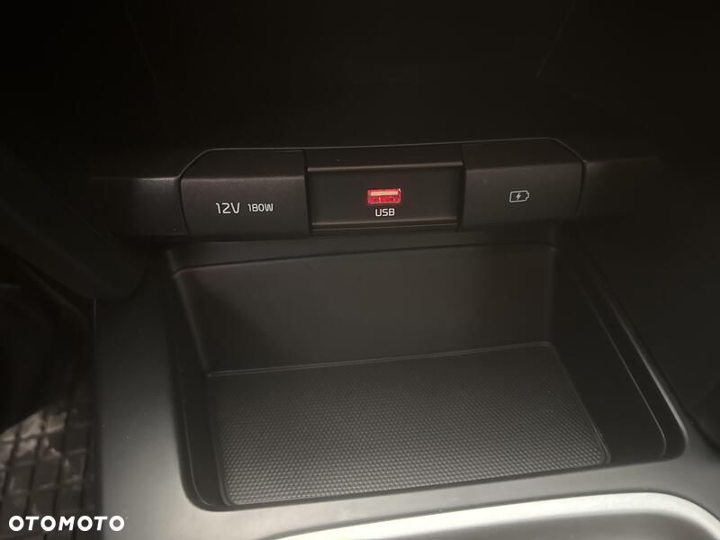 Kia Ceed 1.4 T-GDI M DCT - 17