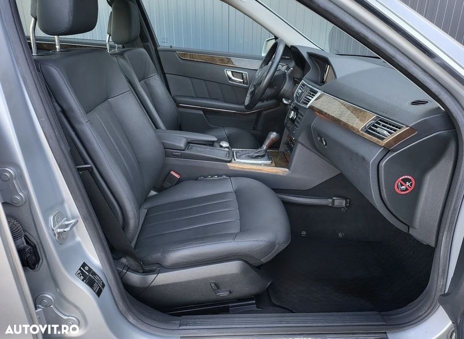 Mercedes-Benz E 220 CDI DPF BlueEFFICIENCY Automatik - 10