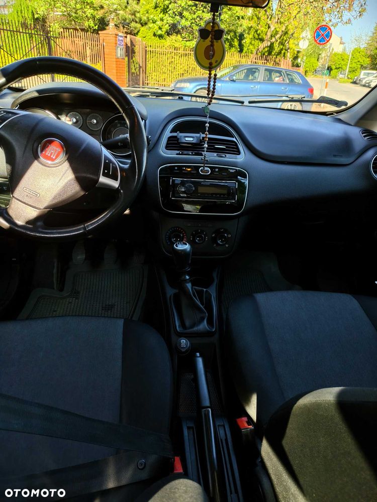 Fiat Grande Punto - 6