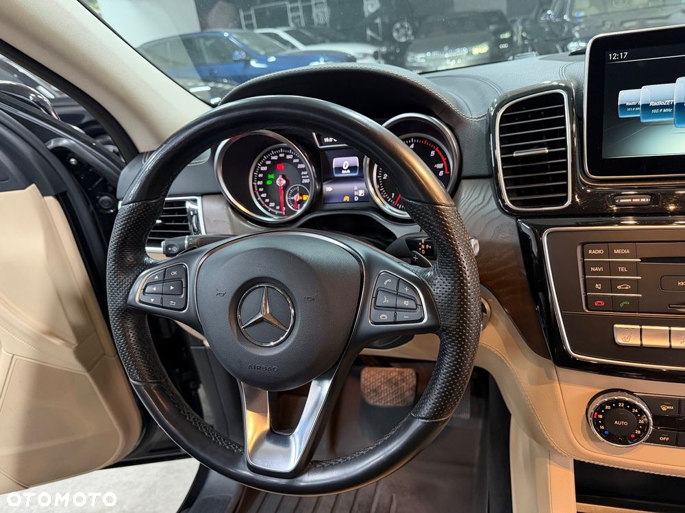 Mercedes-Benz GLE - 34