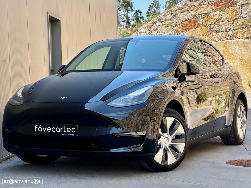 Tesla Model Y Standard - 11