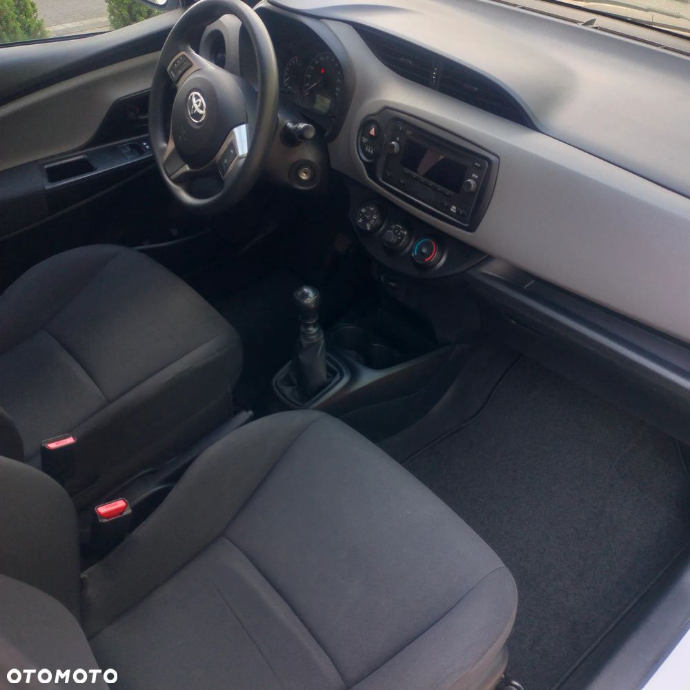 Toyota Yaris 1.5 Active - 13
