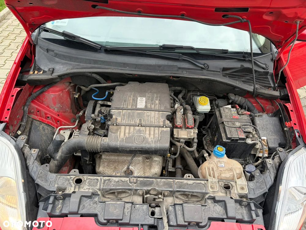 Fiat Grande Punto - 13