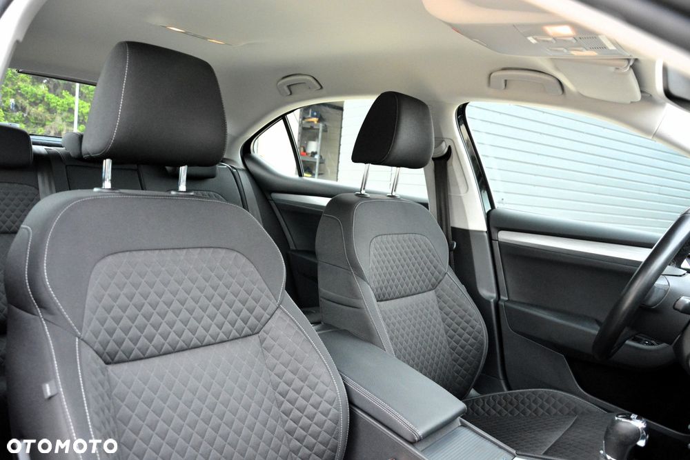 Skoda Superb 2.0 TDI Ambition DSG7 - 16
