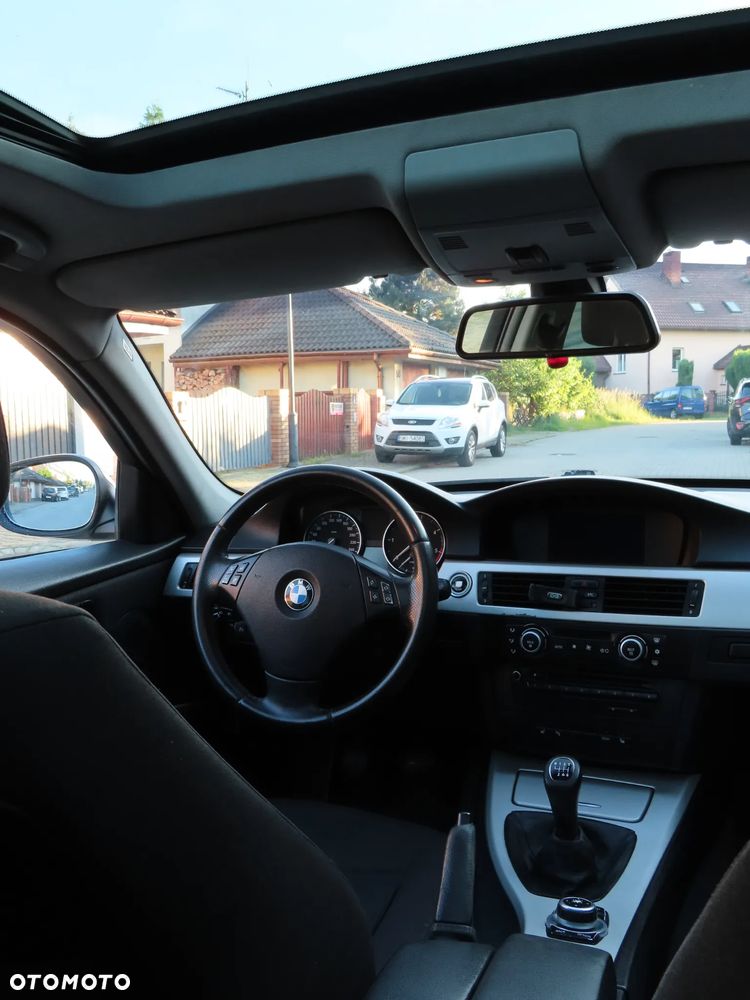 BMW Seria 3 320d - 14