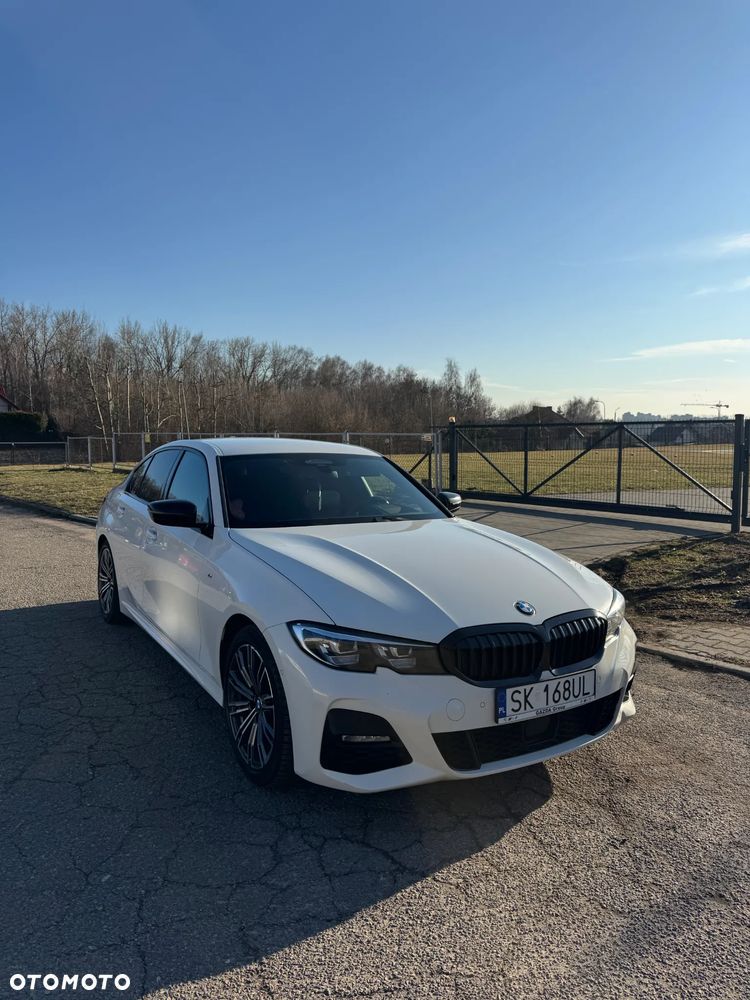 BMW Seria 3 320d xDrive Sport Line sport - 24