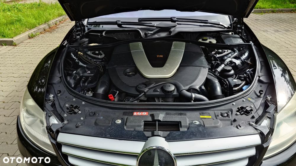 Mercedes-Benz CL 600 - 24
