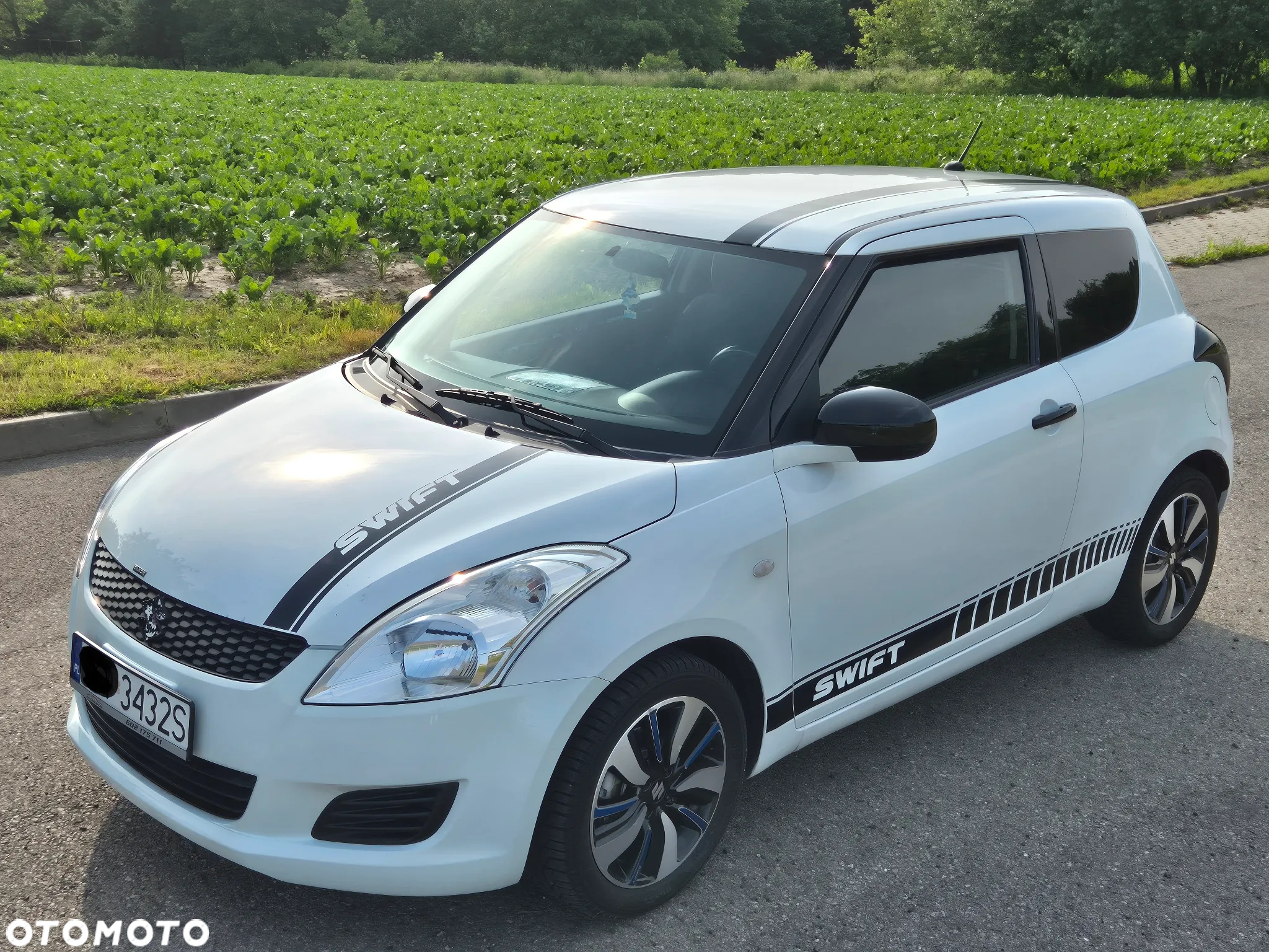 Suzuki Swift 1.2 BlackWhite - 18