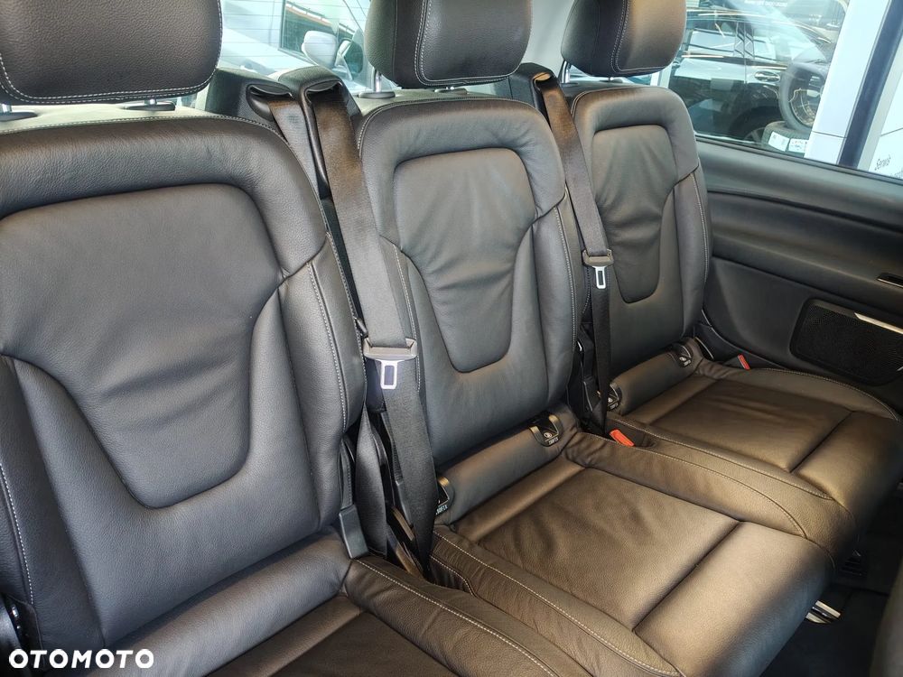 Mercedes-Benz Klasa V 300 d 4-Matic Avantgarde 9G-Tronic (d³ugi) - 14