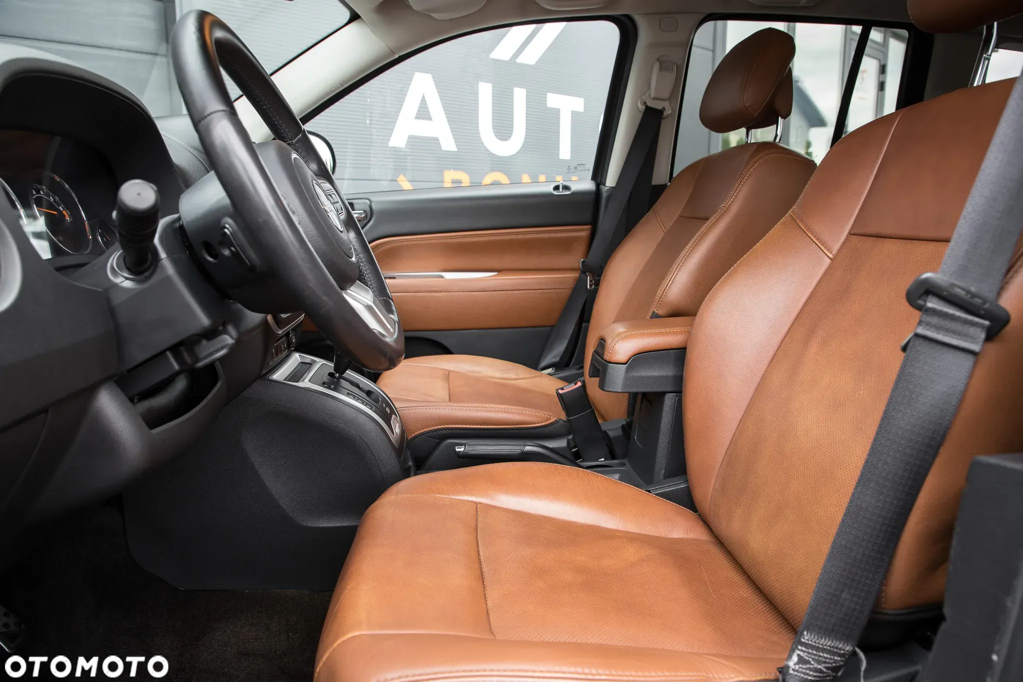 Jeep Compass - 15