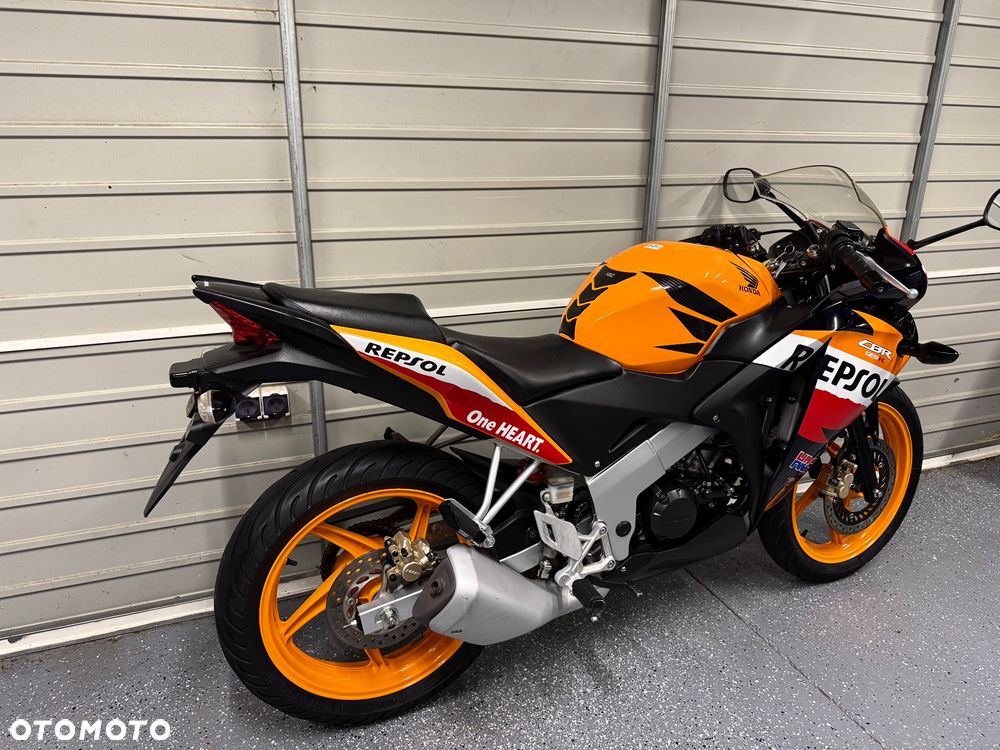 Honda CBR - 3
