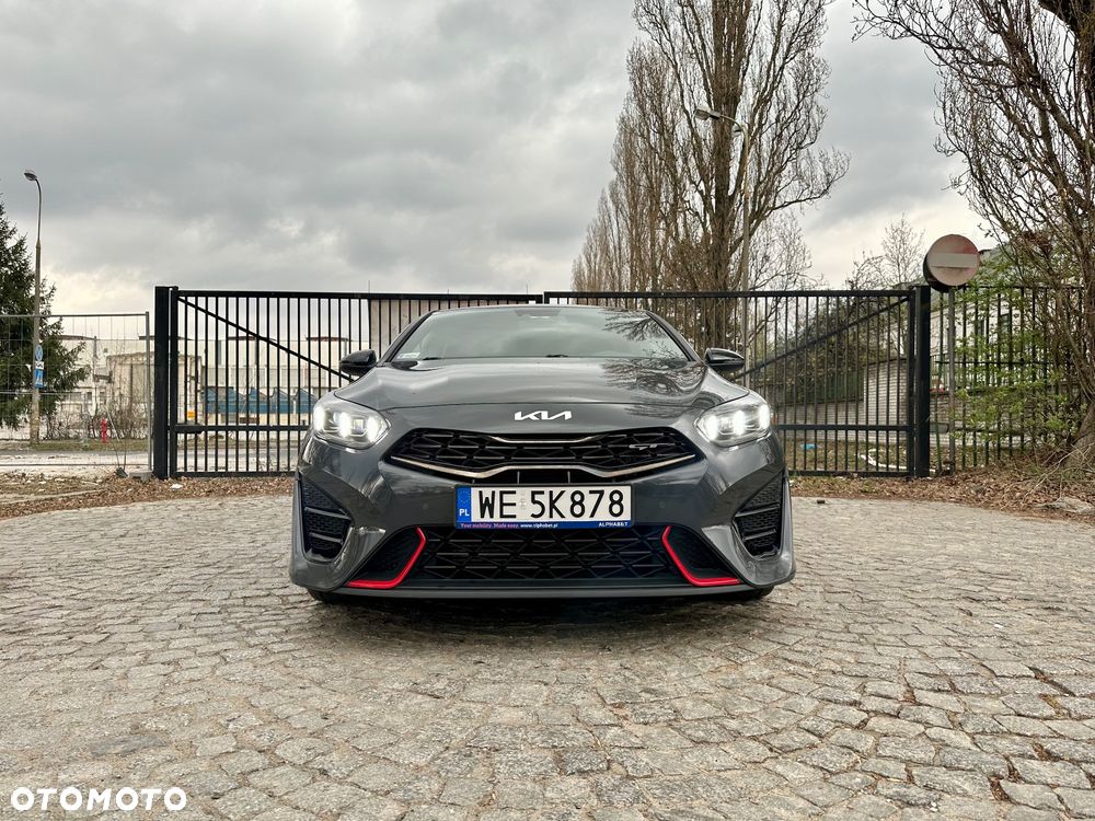 Kia ProCeed - 13