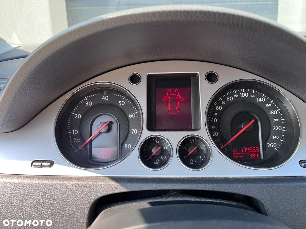 Volkswagen Passat 1.8 TSI Individual - 7