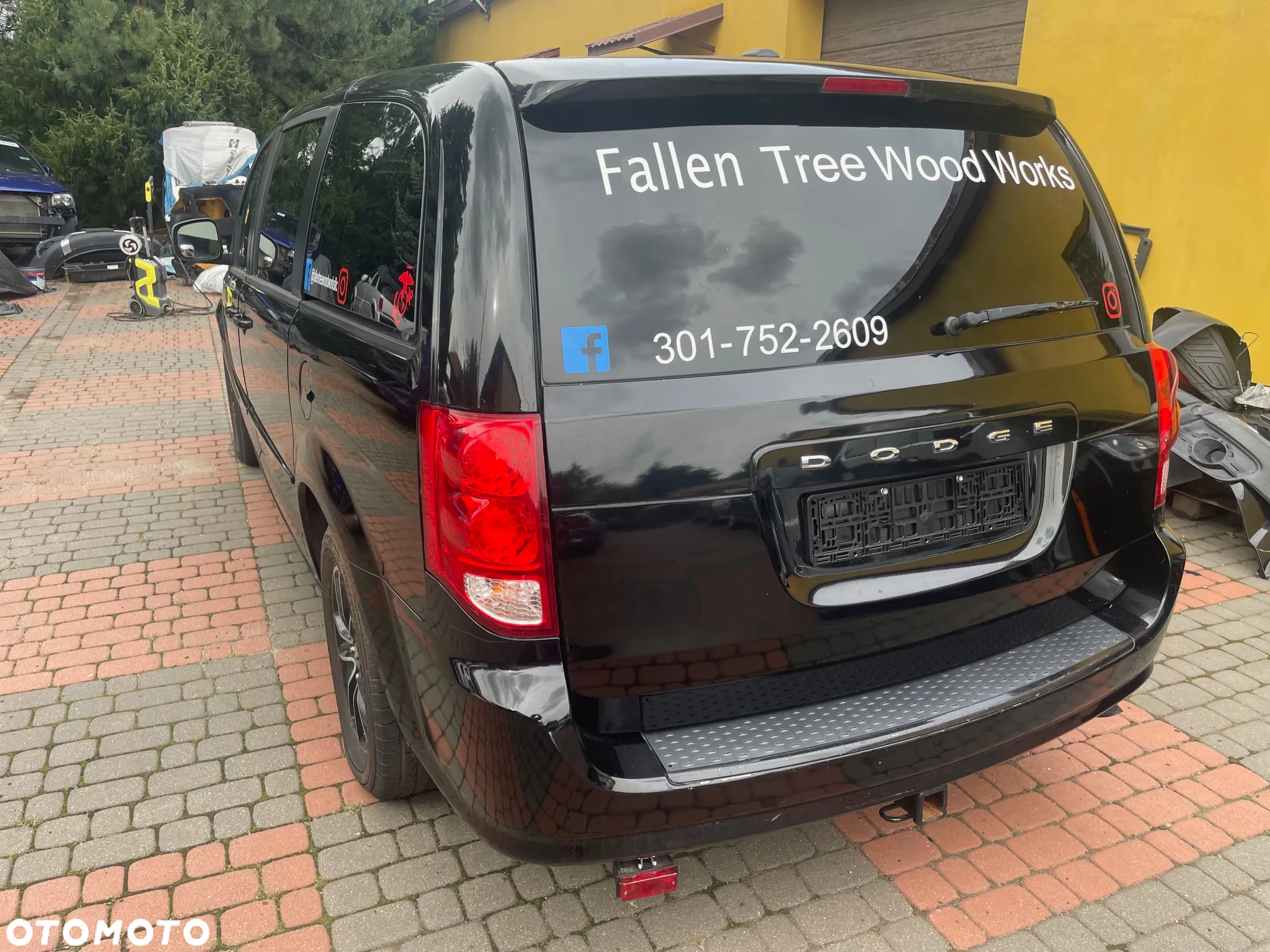 Dodge Grand Caravan - 9