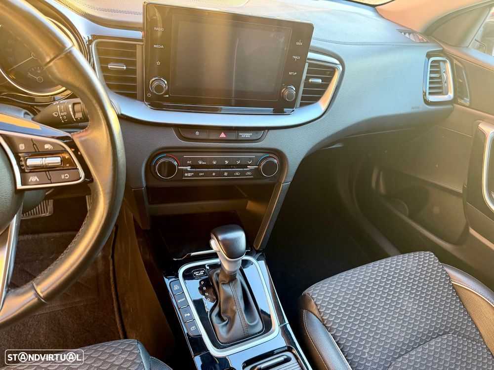 Kia Ceed SW 1.6 GDi PHEV Tech 6DCT - 26