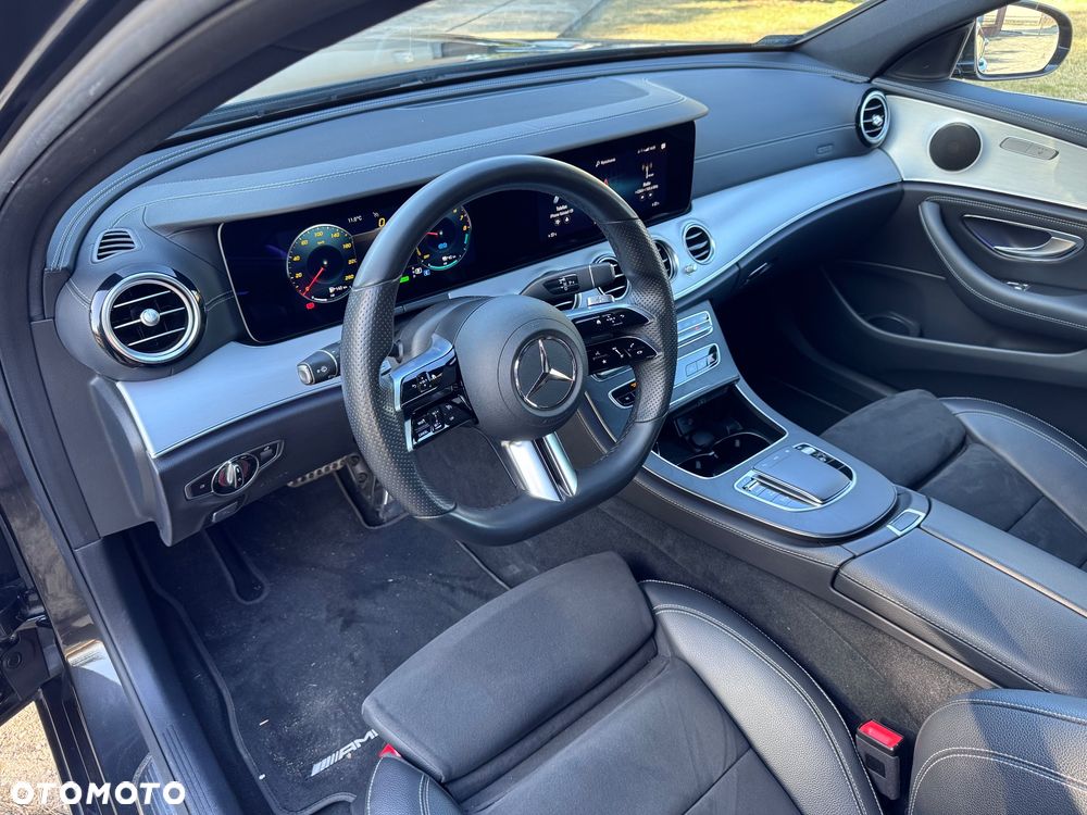 Mercedes-Benz Klasa E 300 AMG - 25