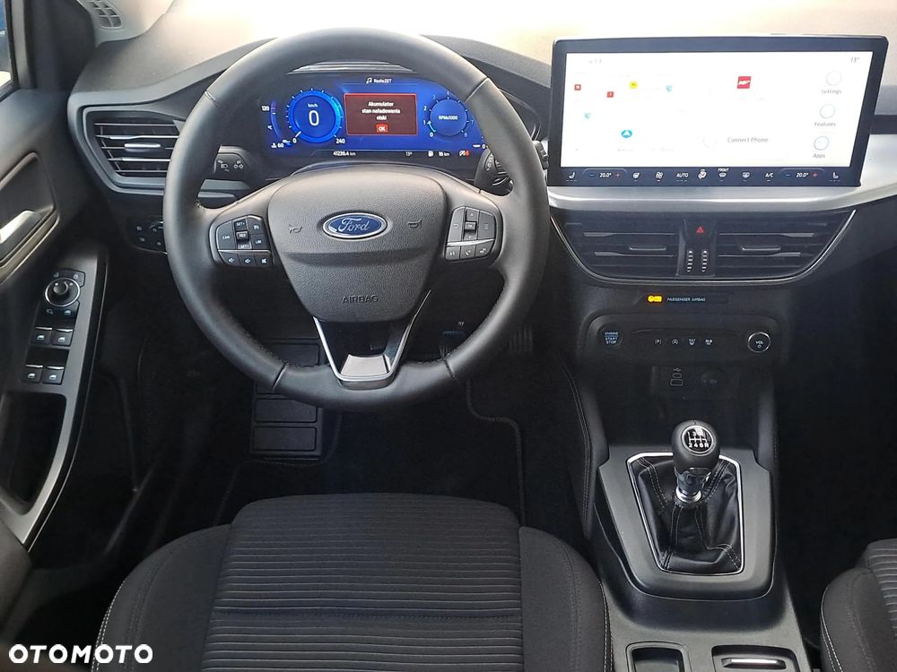 Ford Focus 1.0 EcoBoost Titanium X - 12