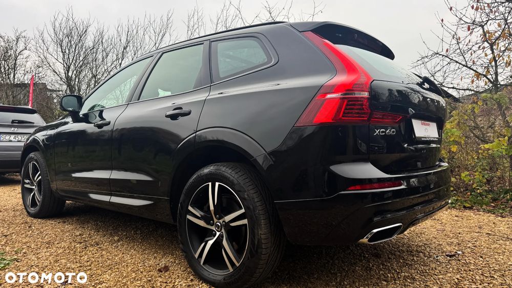 Volvo XC 60 T6 Plug-In Hybrid AWD R-Design - 3