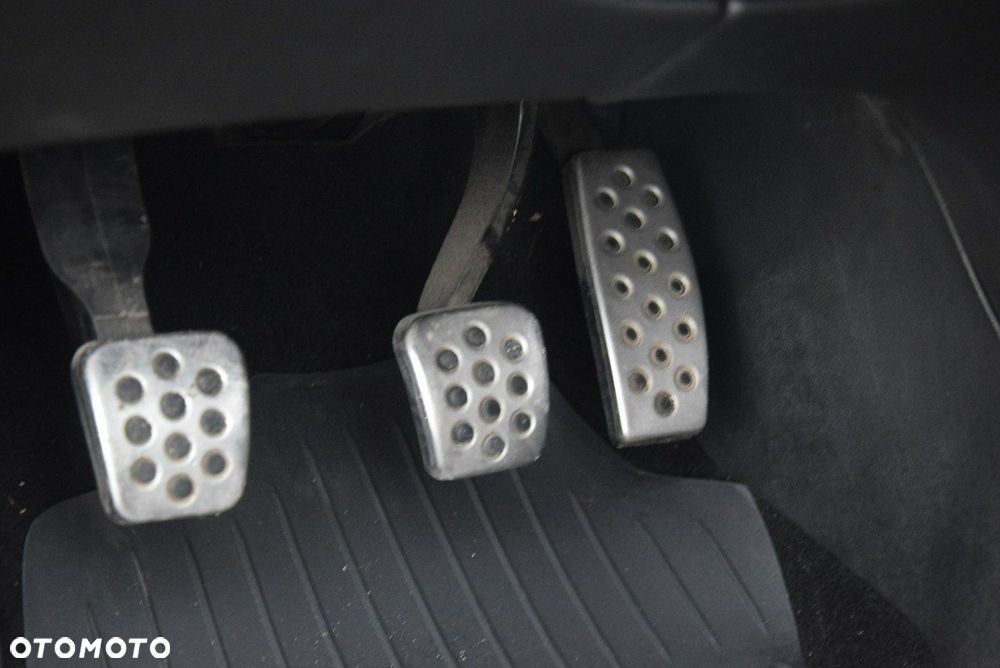 Opel Astra 1.4 T Sport - 28