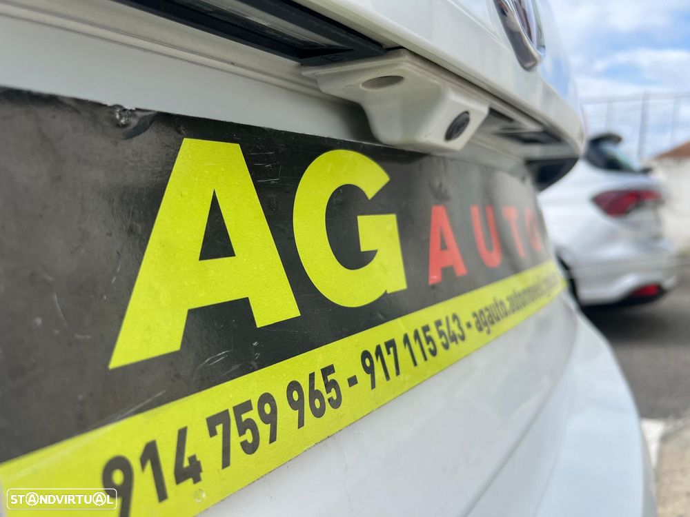 Fiat Tipo Station Wagon 1.3 M-Jet Lounge Tech - 23