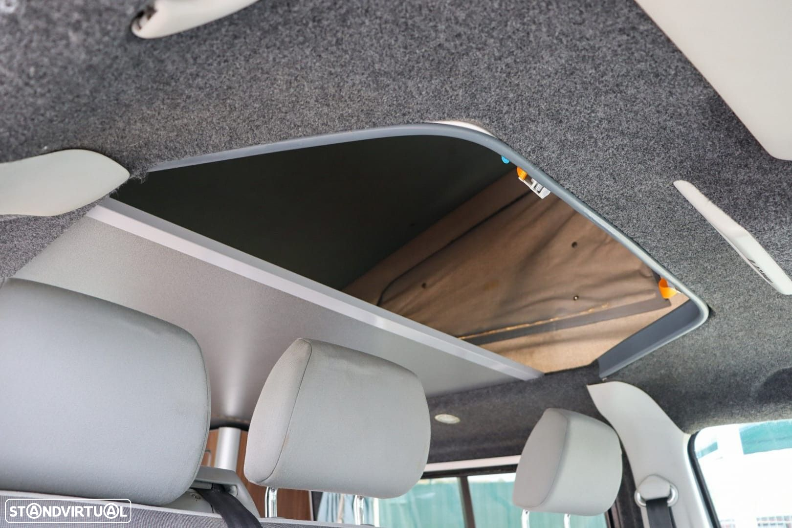 VW California Beach 2.0 TDI Beach Camper - 13