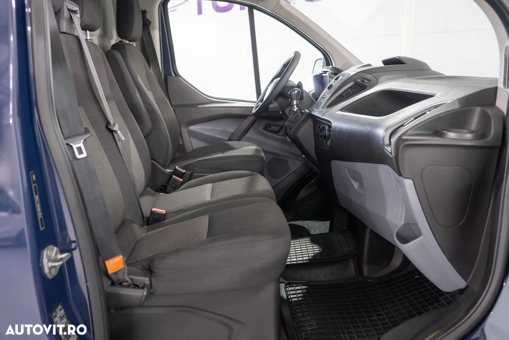 Ford Transit Custom 310 LWB Combi Base - 11