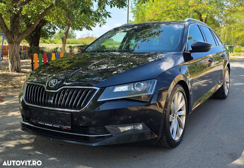 Skoda Superb 2.0 TDI Premium Edition - 1