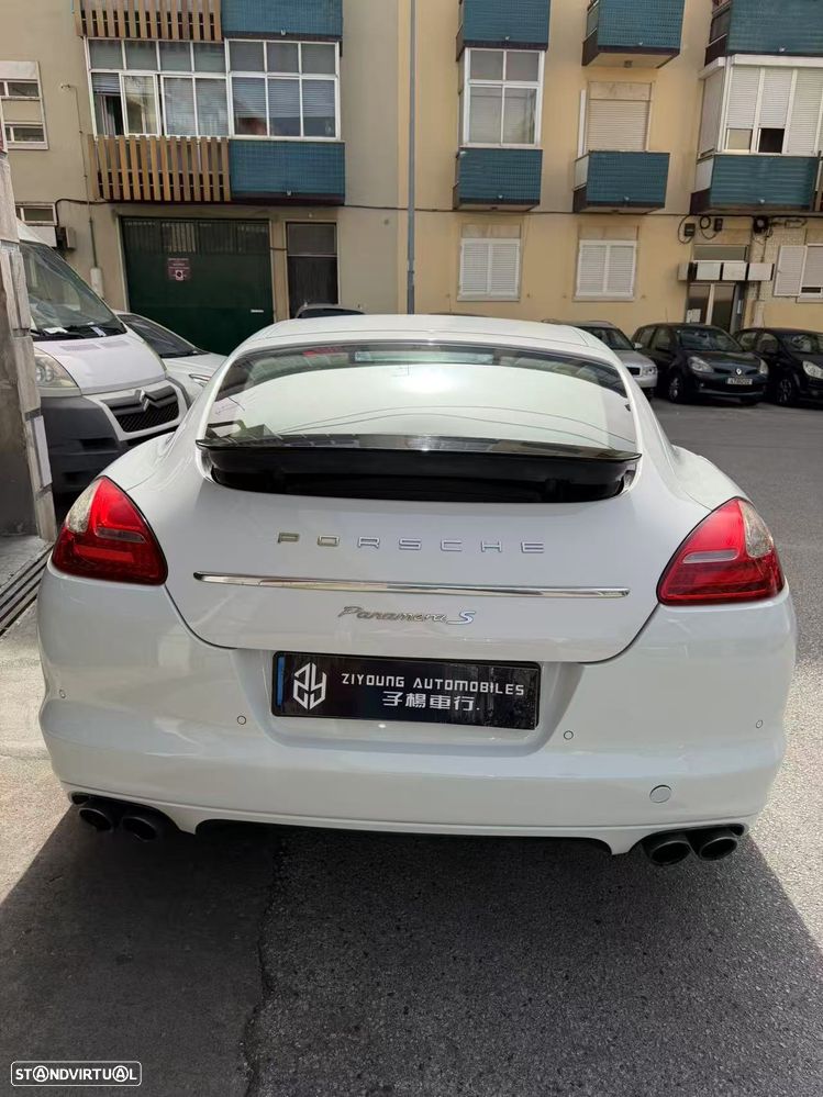 Porsche Panamera S PDK - 7
