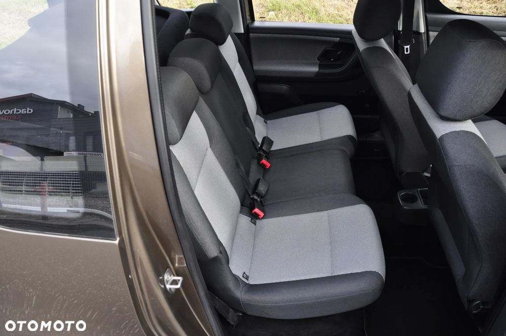 Skoda Roomster 1.4 16V Elegance - 19
